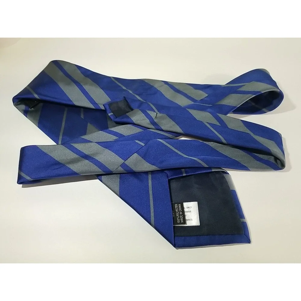 Harry Potter Men's Ravenclaw‎ Hogwarts Tie Length 55 Inches Width 3.5 Inches